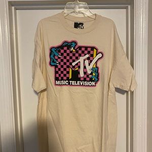MTV shirt